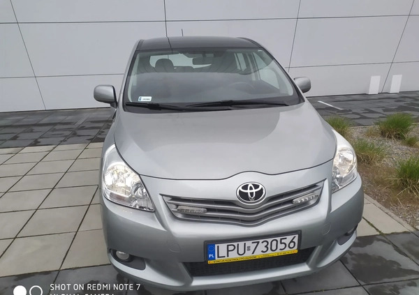 Toyota Verso cena 21900 przebieg: 237500, rok produkcji 2011 z Piotrków Trybunalski małe 379